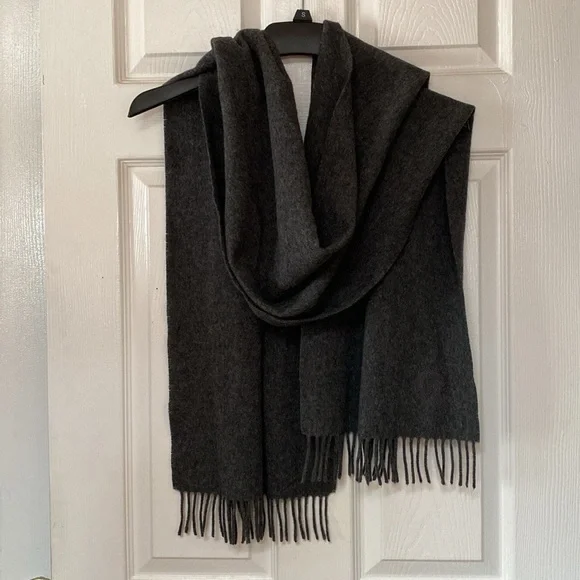 VTG 90’s Pure New Wool Charcoal Grey Winter Scarf Fringe - Picture 2 of 5